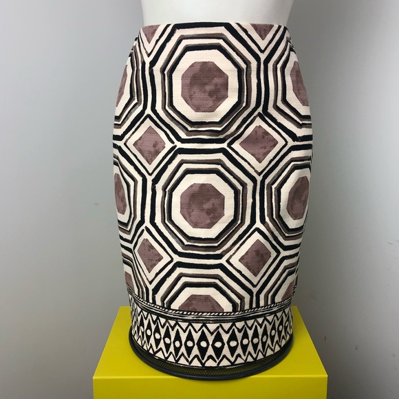 LOFT Ann Taylor Tan Brown Geo Tribal Print Pencil Skirt Size 8P - Picture 1 of 9